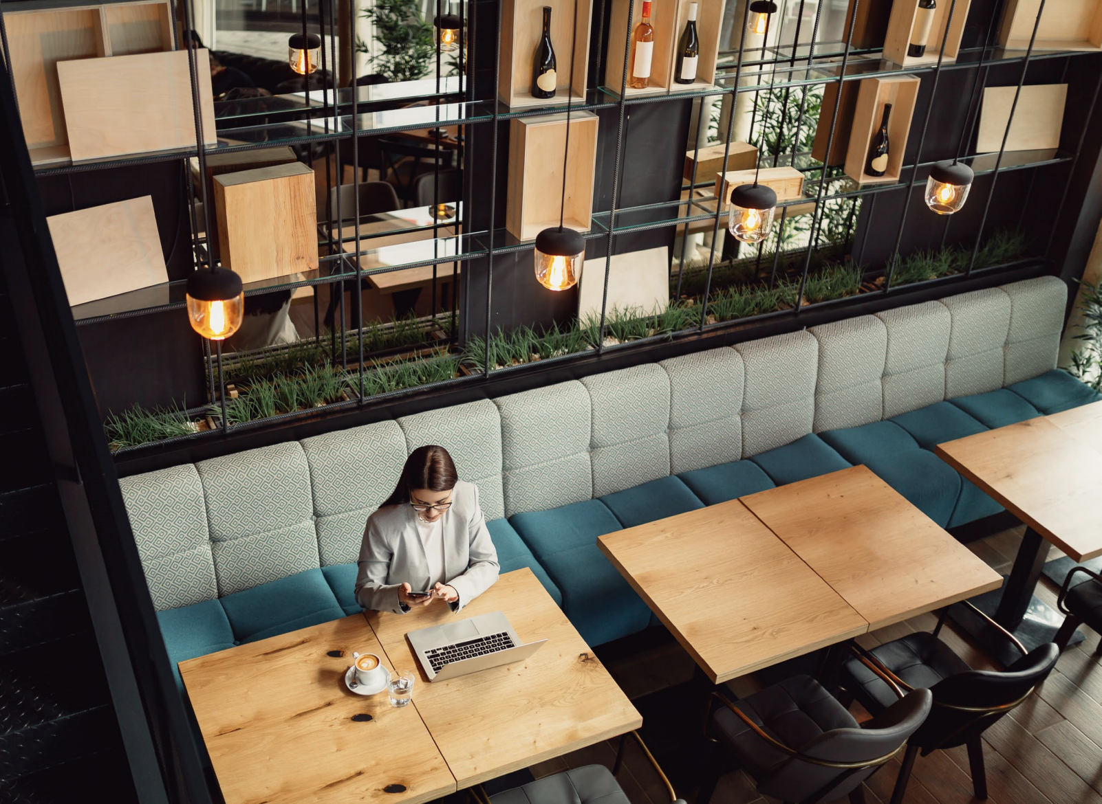 Cloud-Based, All-in-One, ROI-Driven Restaurant Operation Management 