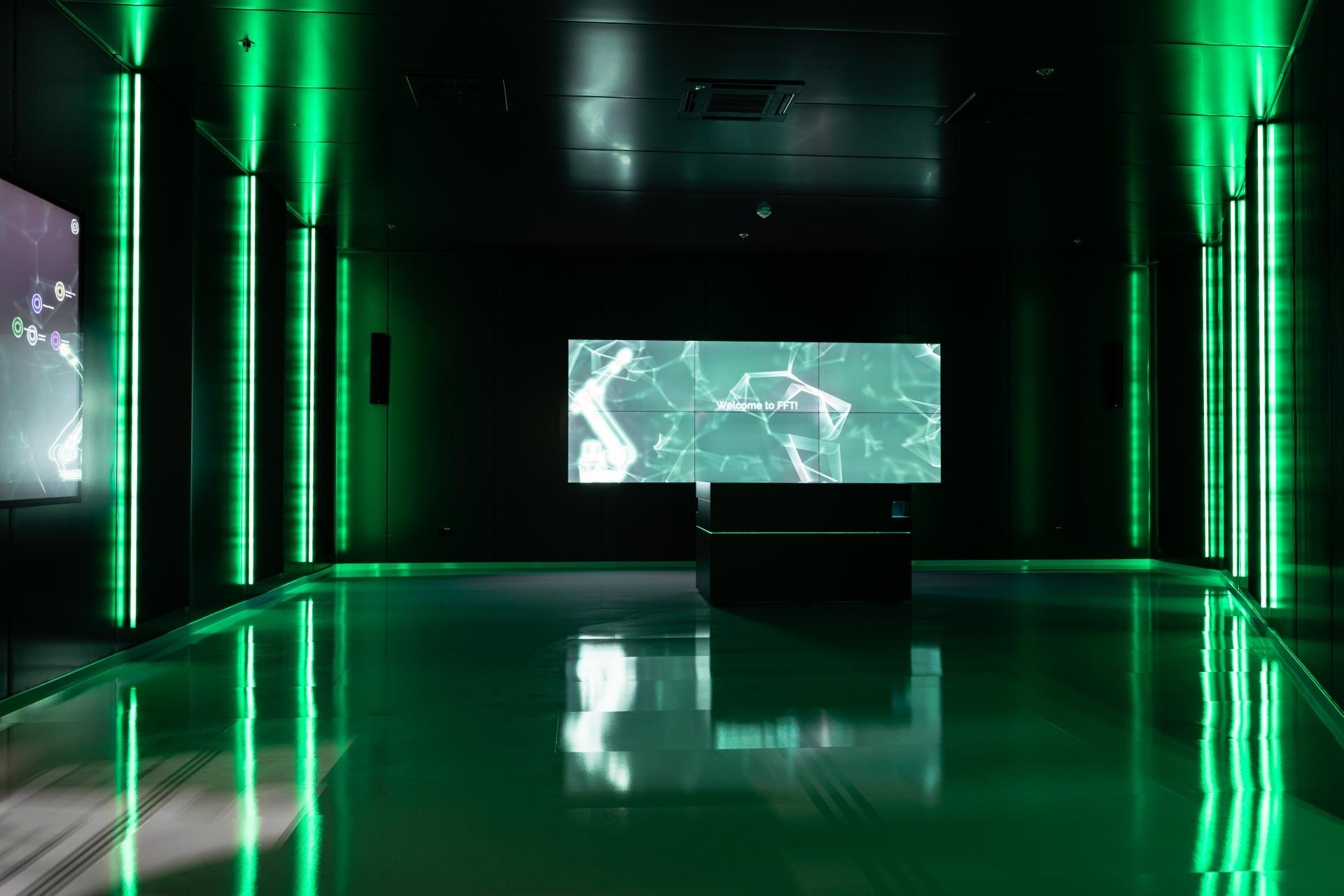 Interactive B2B Showroom for FFT Production Systems