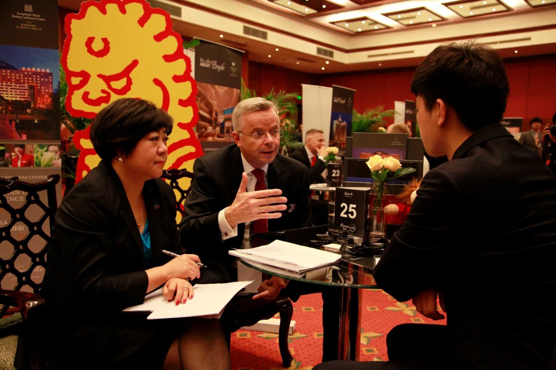 An outstanding human resources manager