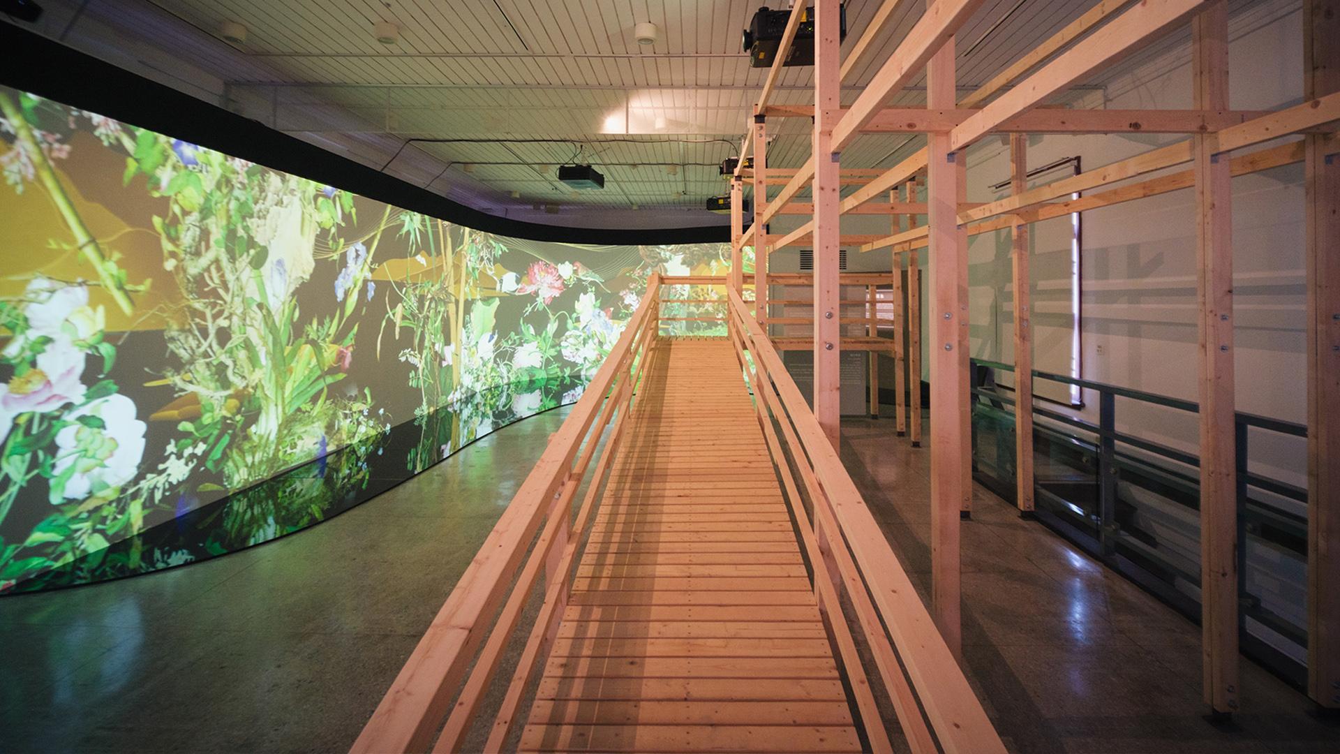 Through the City Scroll: Digital Exhibition