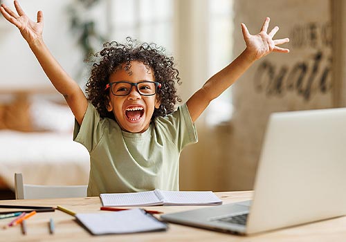 Mobile app for organizing kids' activities 