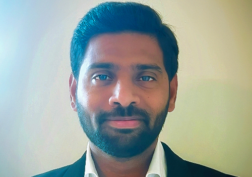 2024 TITAN Business Winner - Data Innovator Transforms Banking Through Cloud Mastery