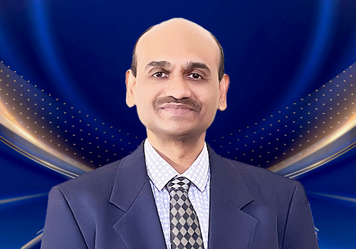 Strategic Leadership and Innovation for Intel’s 5G Chip