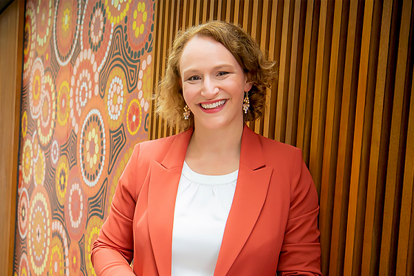 Carolyn awarded a SILVER TITAN Business Award in the Executives & Professionals